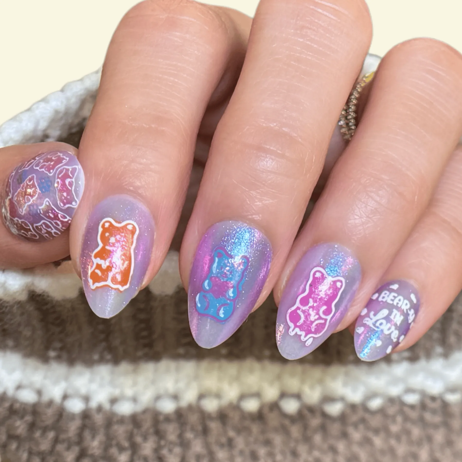 Bear-y in Love (M673) - Nail Stamping Plate