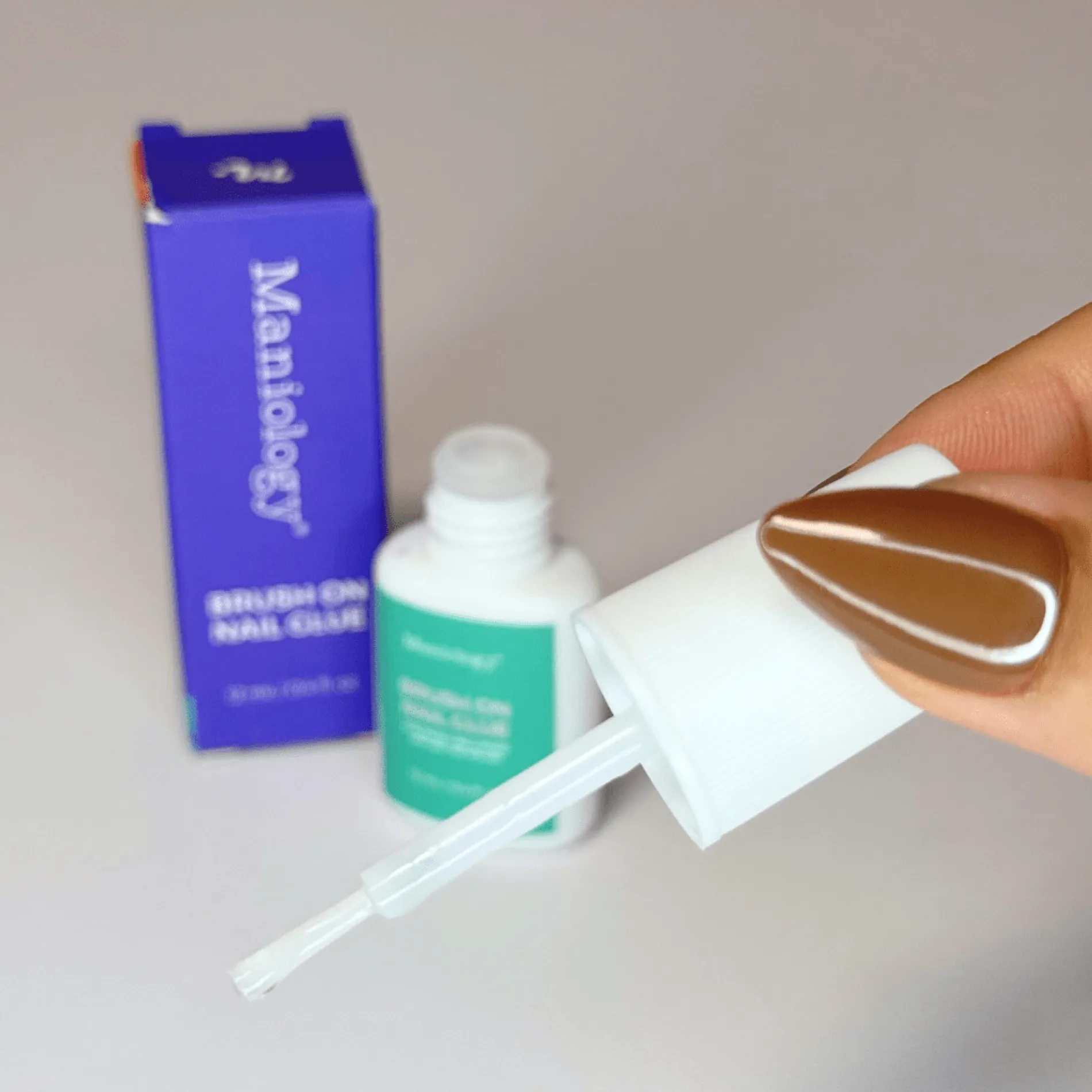 Brush-On Nail Glue