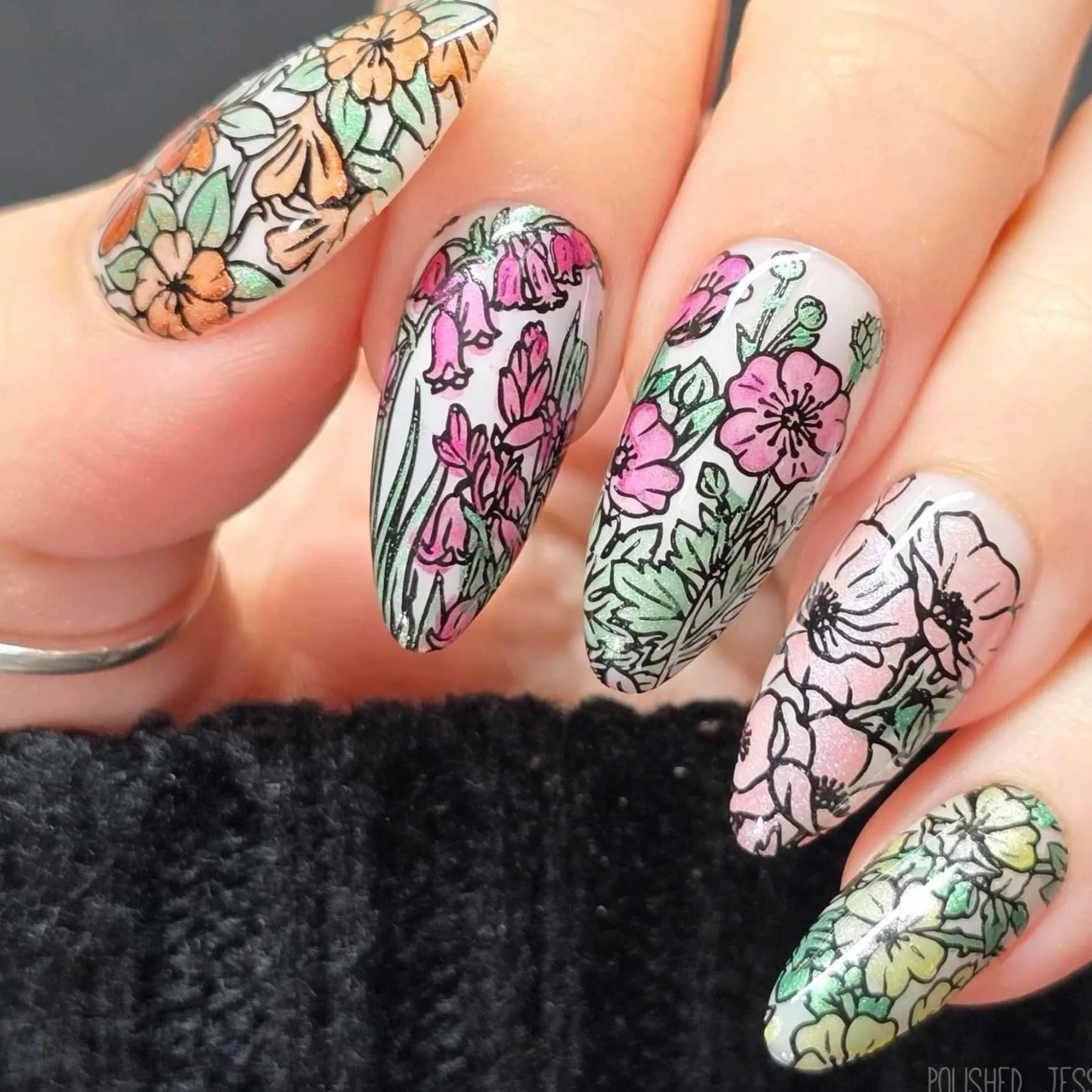 Floral Fantasy (M568) - Nail Stamping Plate