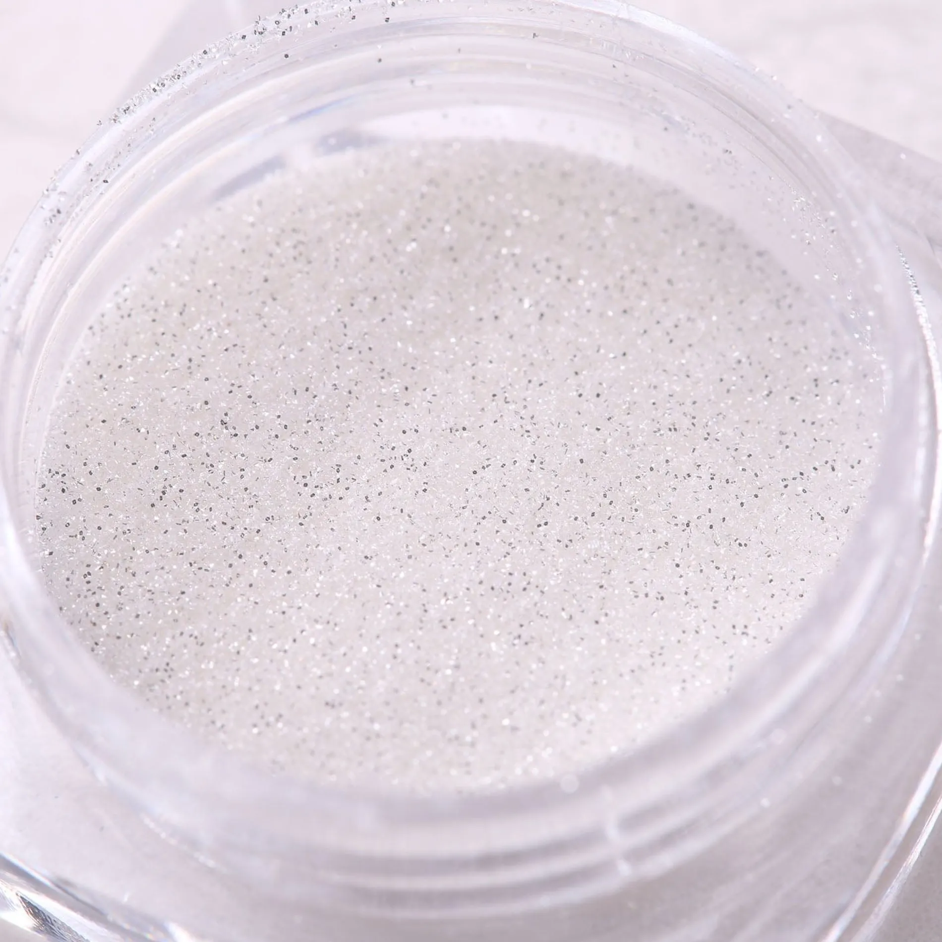 Frosting (NA046) - White Reflective Glitter