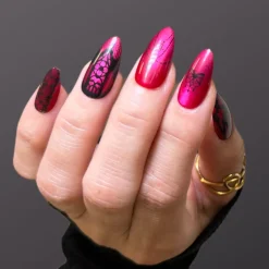 Gothic Glamour Press On Nails - Medium Almond