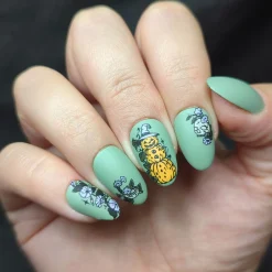 Withered Beauty: Twisted Patch (B560) - Orange Pearl Cream Stamping Polish
